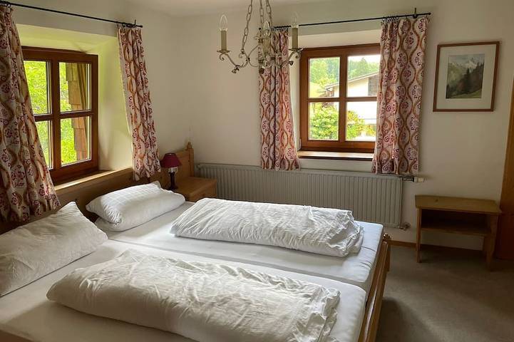 Ferienwohnung für 4 Personen, mit Pool im Chiemgau - 2