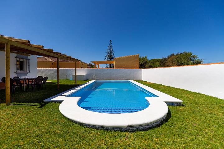 Location de vacances pour 6 personnes, avec Jardin à Chiclana de la Frontera - 3