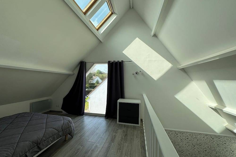 Villa With Heated Outdoor Pool In Gated Community in Le Touquet-Paris-Plage, Montreuil region