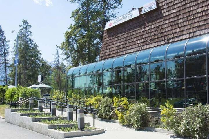 Hôtel pour 4 personnes, avec sauna et jacuzzi ainsi que terrasse et piscine, animaux acceptés dans Jasper - 4