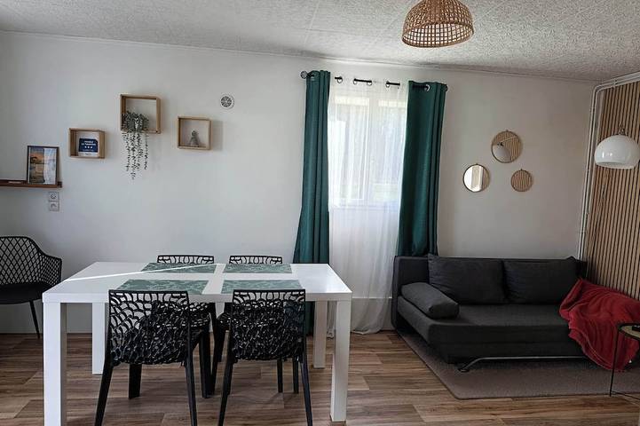 Ferienhaus für 6 Personen, mit Terrasse und Garten