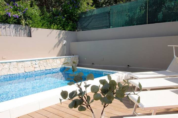 Villa für 8 Personen, mit Garten und Terrasse - 1
