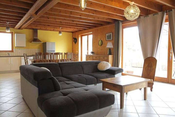 Location de vacances pour 8 personnes, avec Balcon et Terrasse ainsi que Jardin et Vue à Cheminas - 3