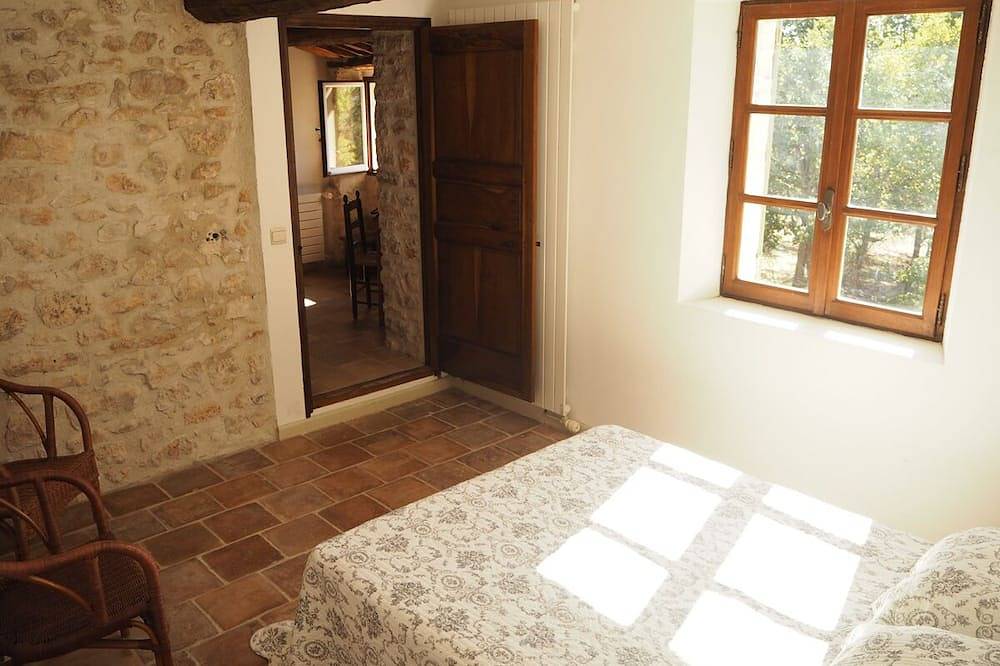 Renoviertes Bauernhaus aus Stein mit typisch provenzalischem Charme, privatem Pool in Reillanne, Regionaler Naturpark Luberon