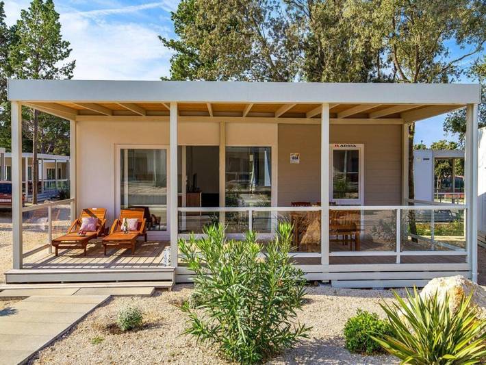 Wohnwagen für 4 Personen, mit Whirlpool und Kinderpool sowie Pool in Novalja - 4