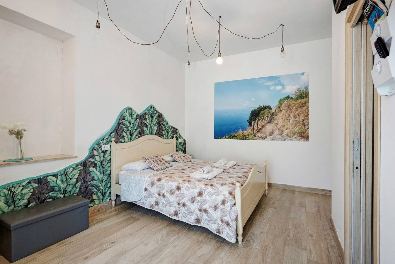 Zimmer 'Camera Sentieri Con Vista Vesuvio' mit Bergblick, Wi-Fi und Klimaanlage in Pimonte, Monti Lattari