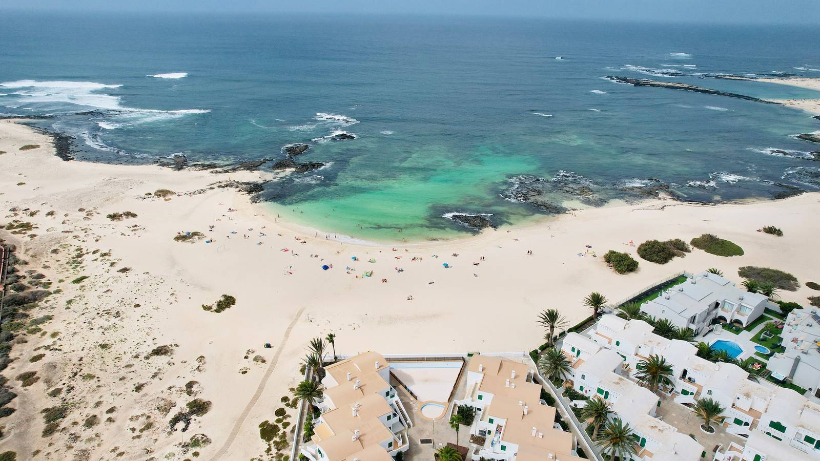Appartement entier, Appartement de vacances « La Barca Sunny Rooftop » avec vue mer, terrasse partagée et Wi-Fi in El Cotillo, La Oliva