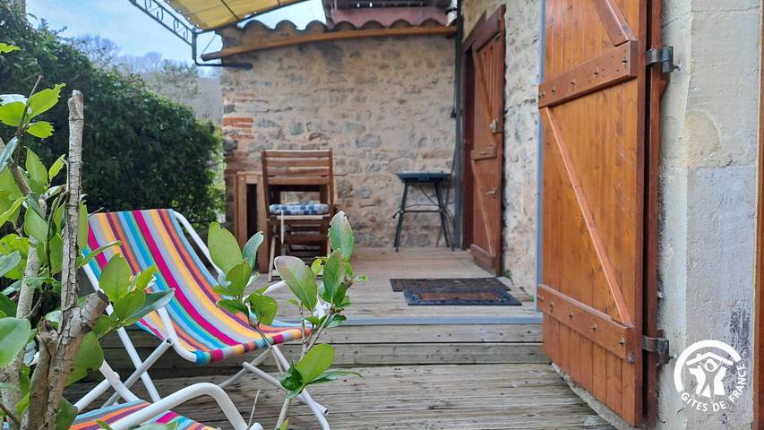 Gîte pour 2 personnes, avec Terrasse à Milhars