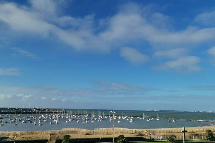 Gîte pour 4 personnes, avec balcon dans Port D Echouage Pornichet