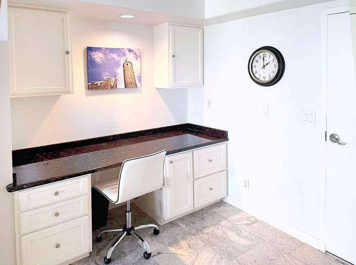 Vacation rental for 6 people, with pool and hot tub as well as balcony in Dana Point