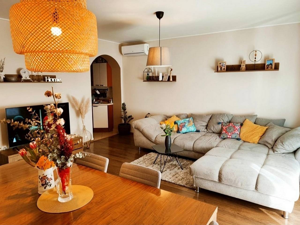 Ganze Wohnung, 2-Zimmer-Ferienwohnung mit Terrasse Zablace, Sibenik A-22255-a in Sibenik, Šibenik-Knin