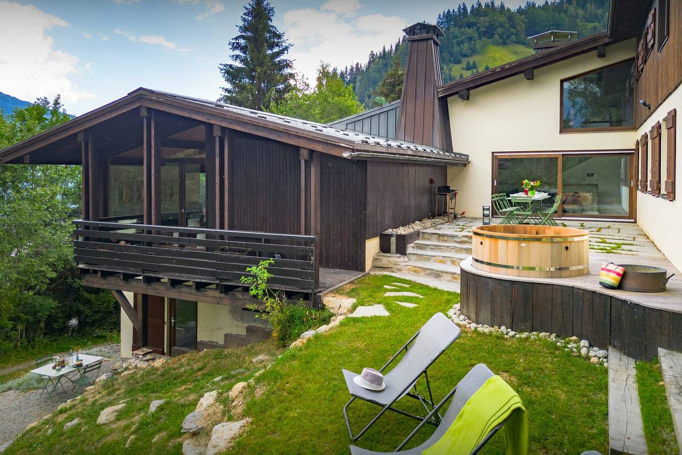 Chalet familial pour 15 tout proche du cœur du village - Ovo Network in Les Contamines-Montjoie, Pays du Mont-Blanc