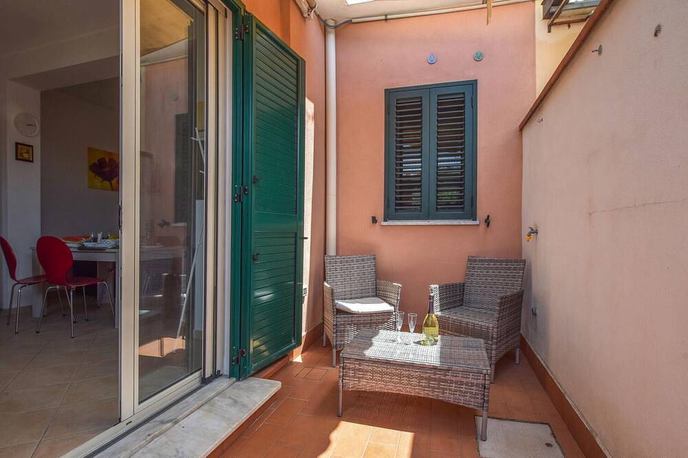 2 bedroom awesome home in Taormina in Taormina, Messina Provinz