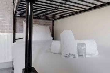 Glamping for 6 People in Liverpool, Merseyside, Photo 4