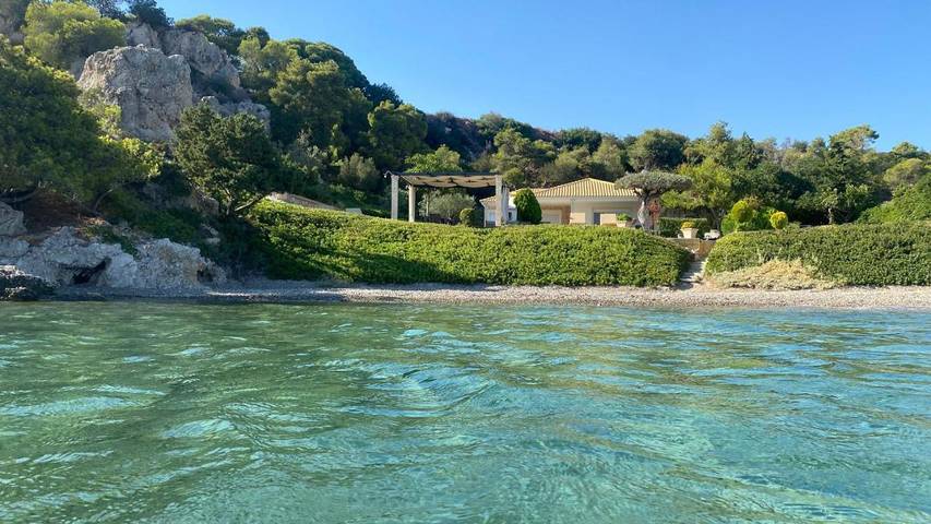 Villa für 12 Personen, mit Garten und Ausblick sowie Seeblick - 1