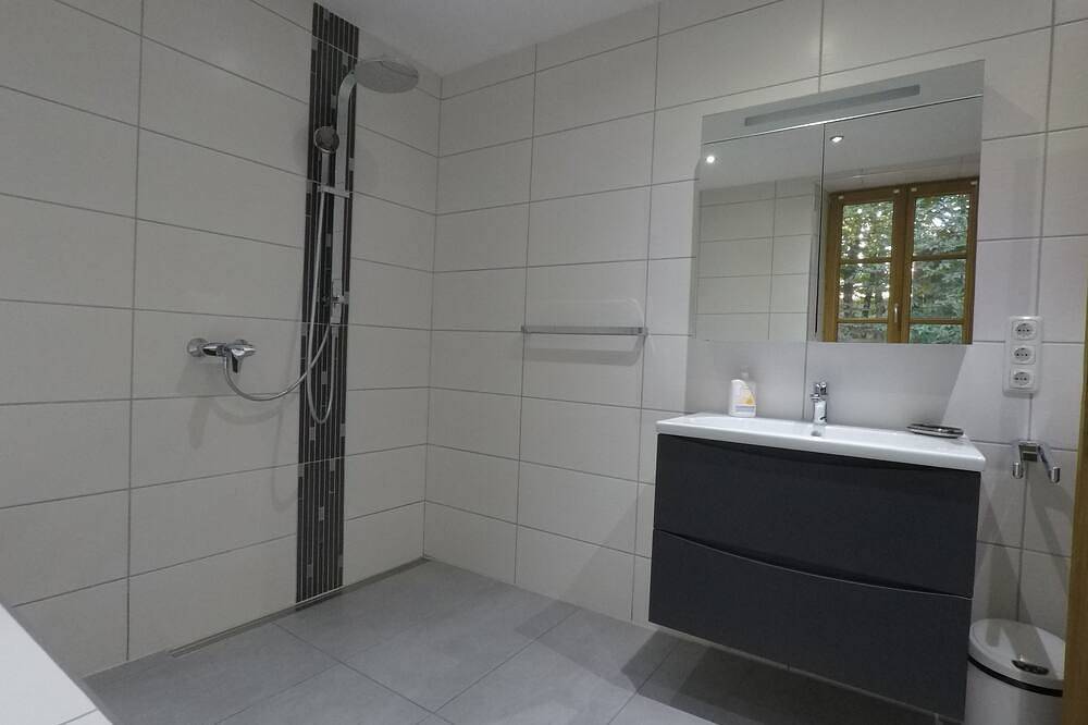 Komfortable Ferienwohnung auf dem Sturmhof in Grefrath, Niederrhein