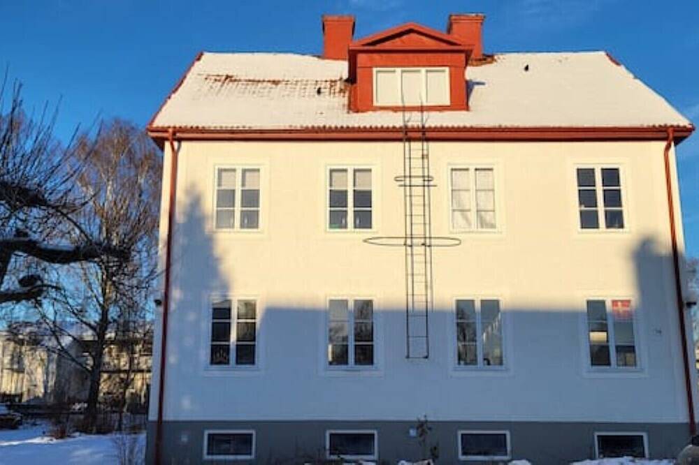 Budget Hotel. Dubbelrum + Resårsäng. Frukost/fee in Tibro, Västergötland