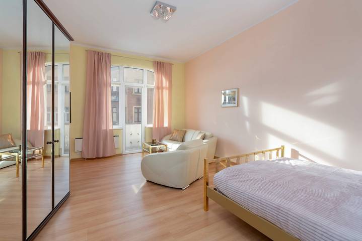 Appartement de vacances entier, Spacious Studio in the Center of Poznań | Balcony in Poznań, Grande Pologne