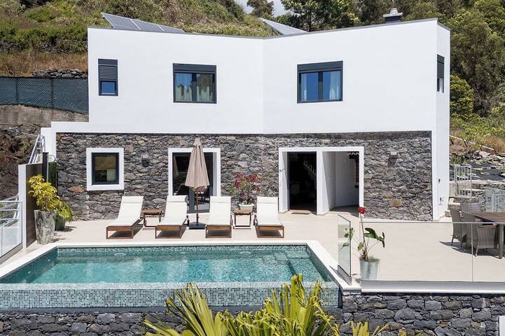 Gîte pour 4 personnes, avec jardin