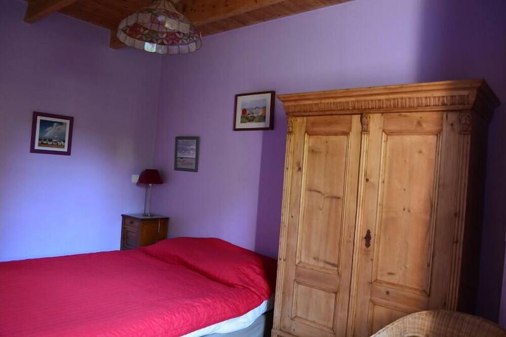 Boulonnaise farmhouse restored, typical, facing south on a wooded plot of 400m2 in Wimille, Boulogne-sur-Mer region