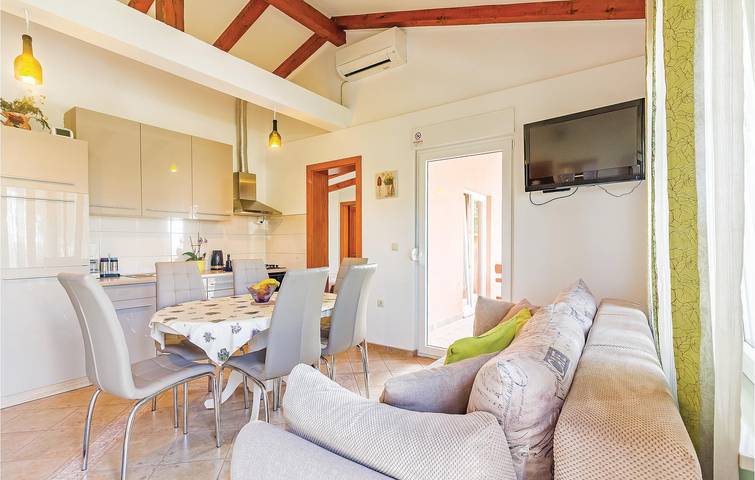 Ferienhaus für 6 Personen, mit Terrasse in Peroj - 4