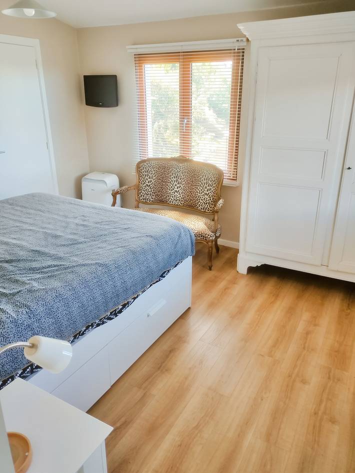 Appartement entier, Appartement Saint-Jeannet 60 m² piscine in Saint-Jeannet, Côte méditerranéenne (France)