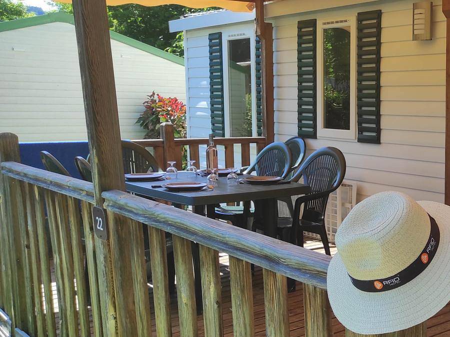 Camping d'Arpheuilles - Mobilheim 6 personen - Mobilheim 31 m² / 3 Zimmer + Tv + Klimaanlage 6 Pers. in Saint-Paul-de-Vézelin, Roanne und Umgebung