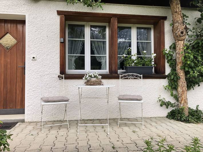 Ferienwohnung für 2 Personen, mit Garten im Berner Oberland