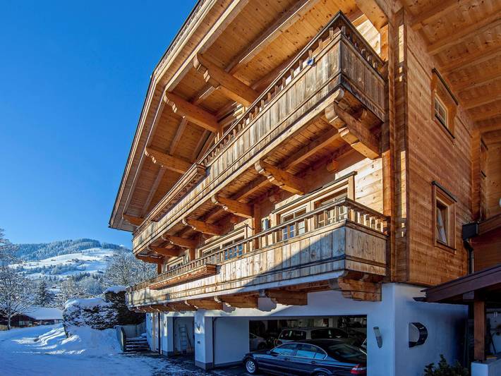 Geheel appartement, Luxe vakantiewoning in een charmant houten huis in Brixen im Thale, Kaisergebirge