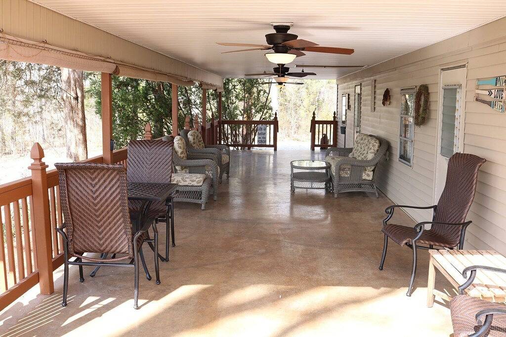 Gemütliche Lakefront Cabin - Bootsanleger & atemberaubender Blick auf den Lake Cumberland! in Lake Cumberland