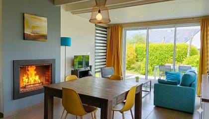 Gîte pour 4 personnes, avec sauna et piscine ainsi que terrasse et jardin dans Les Hospitaux (Erquy)