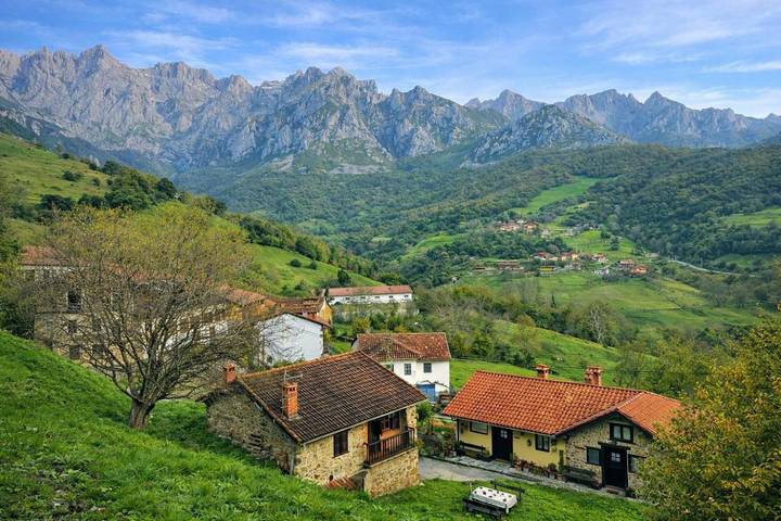 Apartamento para 8 personas, con vistas y balcón en Camaleño