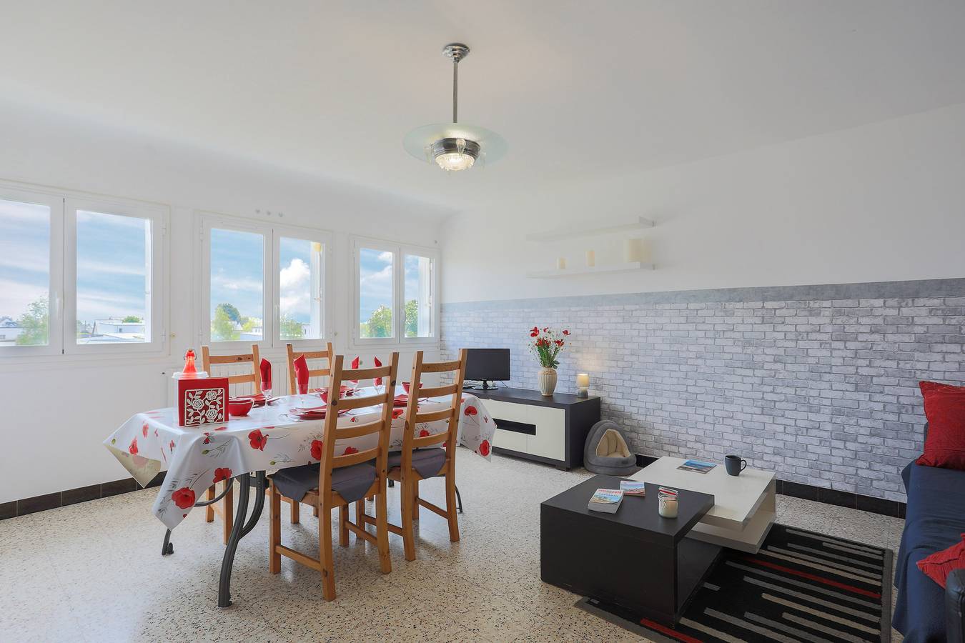 Ganze Wohnung, Ferienwohnung 'Appartement Centre Bretagne' mit privatem Garten in Pabu, Guingamp Region