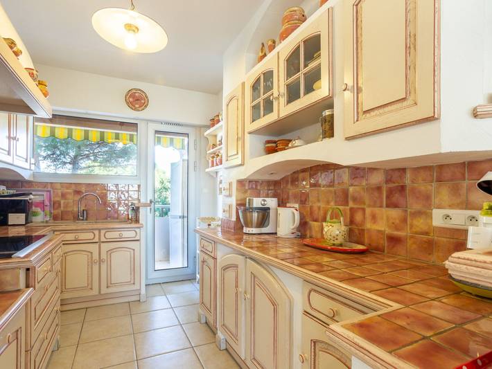 Gîte pour 6 personnes, avec terrasse dans Plage Du Lavandou Le Lavandou - 3