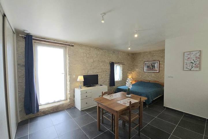 Gîte pour 2 personnes, avec piscine et jardin à Naussannes - 3