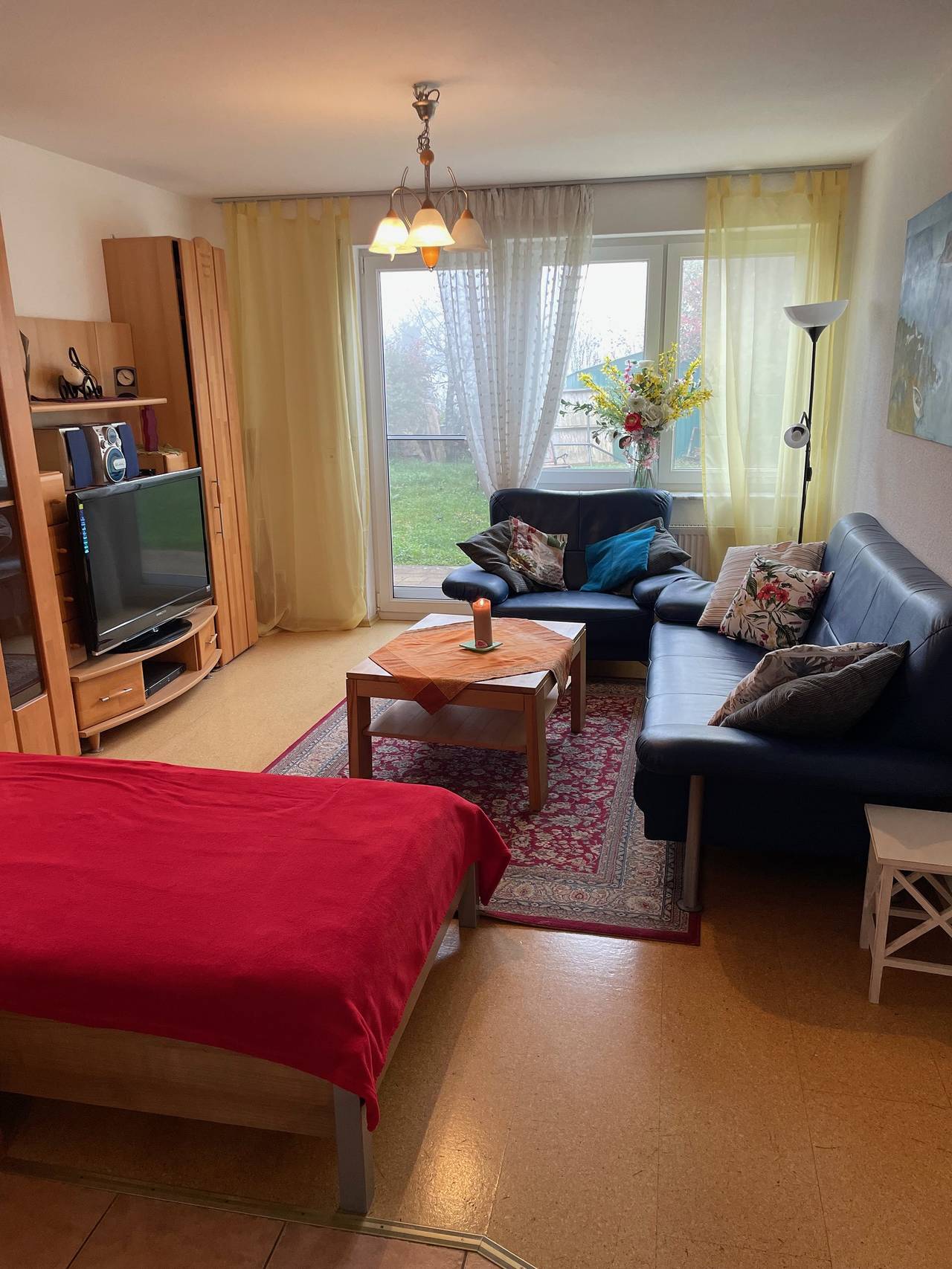Ganze Wohnung, Ferienwohnung Ingrid Rautenberg" mit privater Terrasse, privatem Garten und Wi-Fi in Krautheim, Hohenlohe
