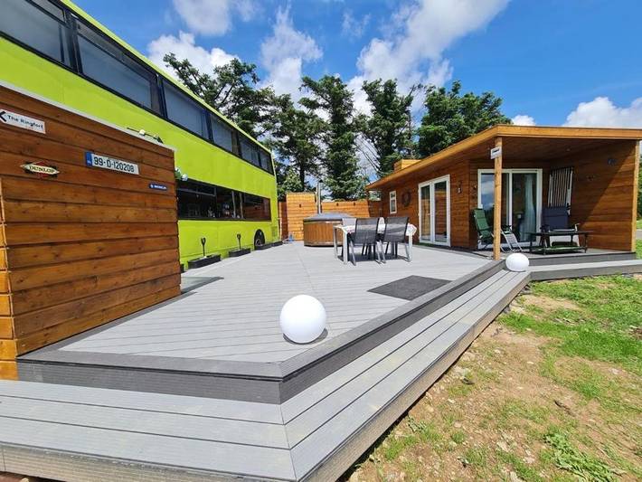 Camping für 7 Personen, mit Garten und Ausblick sowie Pool, mit Haustier in Irland