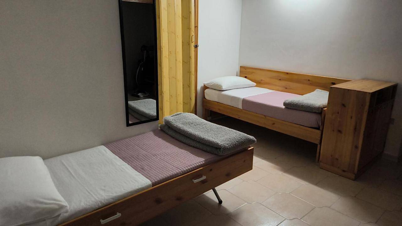 Appartamento intero, Casa vacanza con terrazza secondo piano in Laterza, Provincia di Taranto