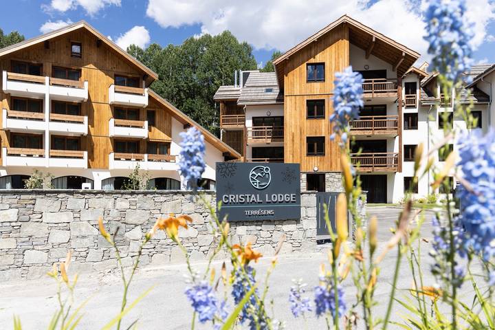 Hôtel pour 3 personnes, avec sauna ainsi que jacuzzi et balcon dans Hautes-Alpe - 2