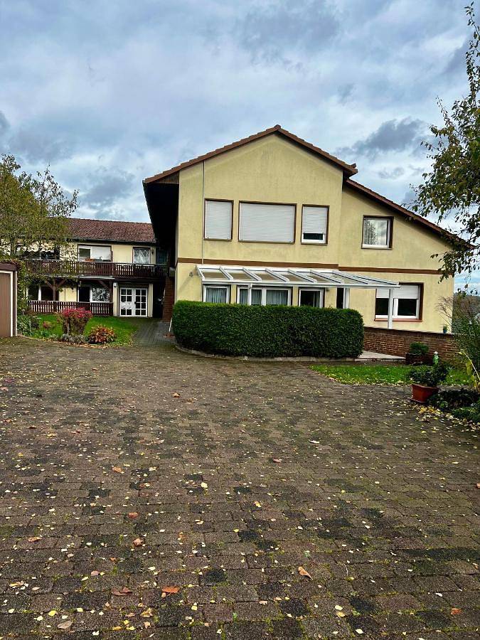 Ferienwohnung für 4 Personen, mit Balkon und Terrasse sowie Garten und Ausblick