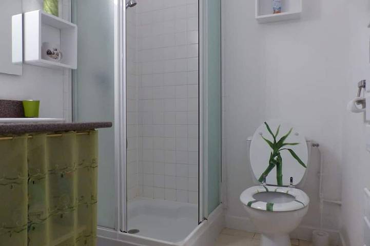 Gîte pour 4 personnes, avec jardin et balcon, animaux acceptés dans Plage de Trestel - 4