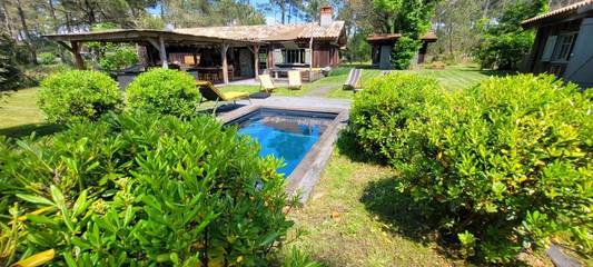 Villa pour 10 personnes, avec piscine ainsi que jardin et vue sur la Dune du Pilat