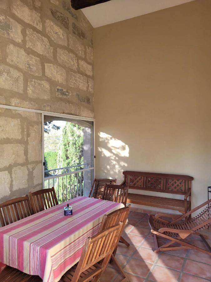 Gîte pour 5 personnes, avec balcon ainsi que piscine et jardin dans Albaron - 2