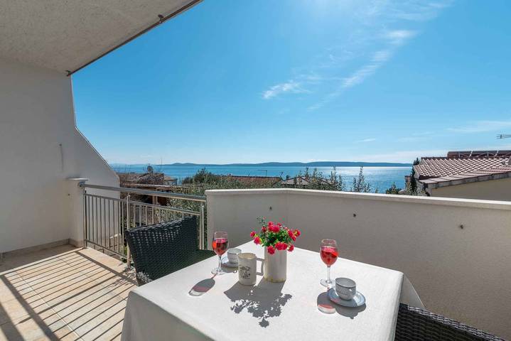 Ganze Ferienwohnung, Ferienwohnung mit Meerblick in Okrug Gornji, Ciovo