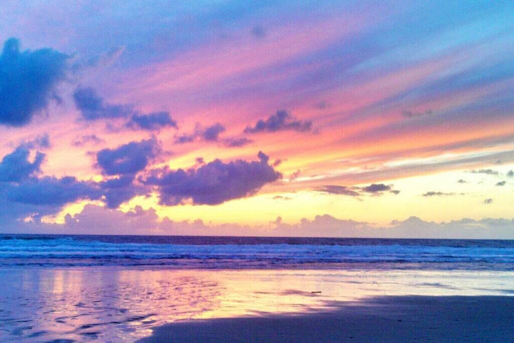 Ganze Wohnung, Das Steuerhaus - 2 Schlafzimmer Balkon am Meer, Kamin, voll ausgestattete Küche, Wifi in Oceanlake, Lincoln City