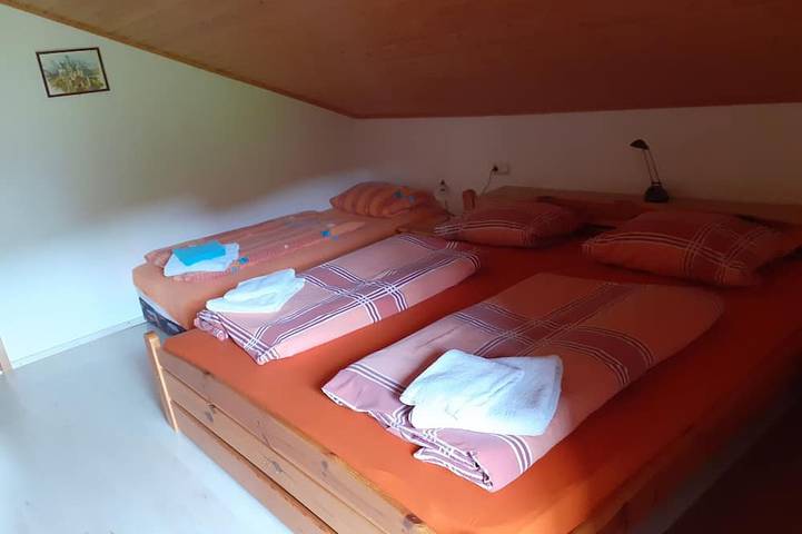 Ferienwohnung für 5 Personen, mit Balkon und Garten in Seeg - 2