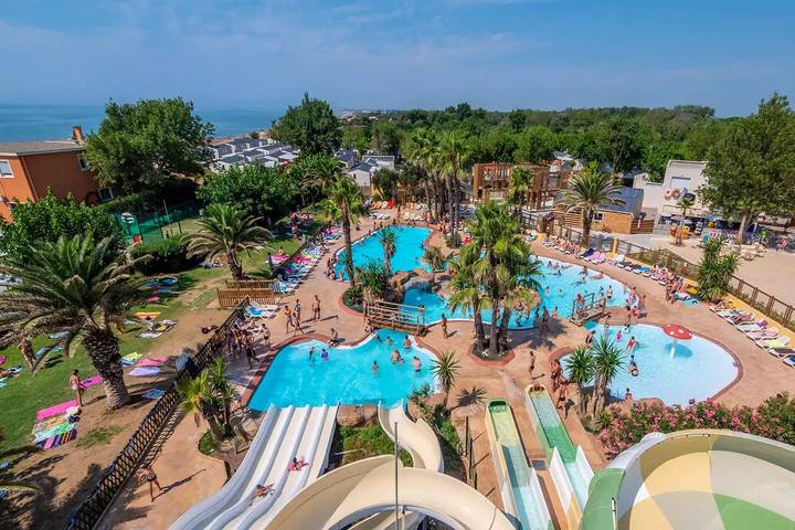 Camping pour 4 personnes, avec piscine ainsi que sauna et terrasse, animaux acceptés à Vias - 2