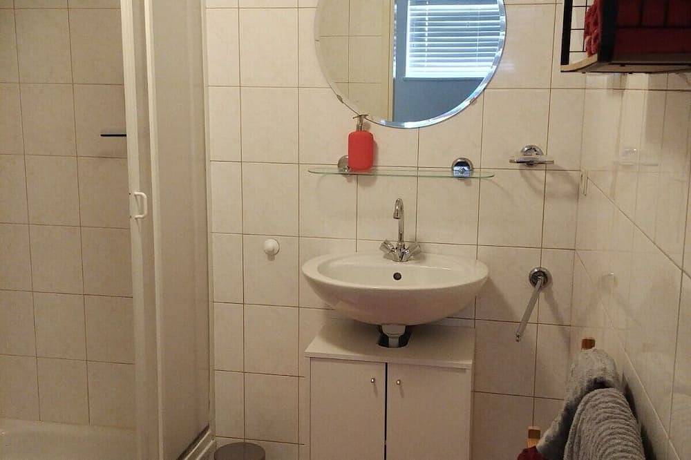 Geheel appartement, Ruim en huiselijk appartement, eigen tuin, compleet uitgerust, dichtbij natuur in Enter, Twente