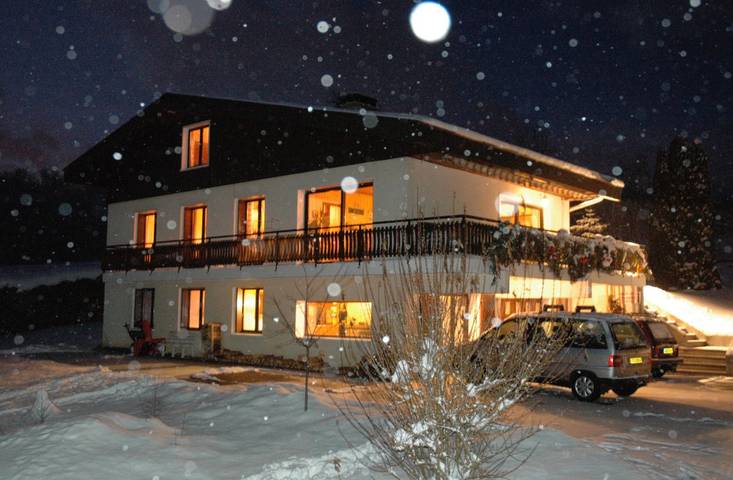 Gîte pour 5 personnes, avec jardin et terrasse, animaux acceptés