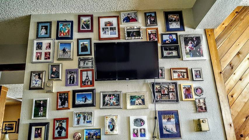 Gîte pour 6 personnes, avec jacuzzi ainsi que piscine et balcon à Granby - 2